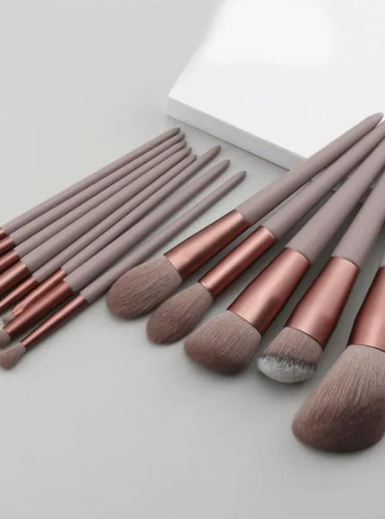 KissICON Red KissIcon 13 Piece Makeup Brushes Set - Soft