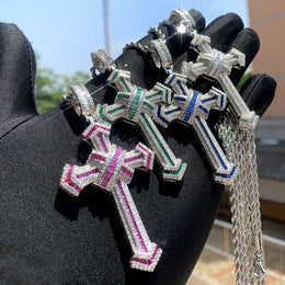 2025 New Cross Pendant for Men Women Full Iced Out Cubic Zircon Hip Hop Necklace Link Chain Fashion Rock Jewelry
