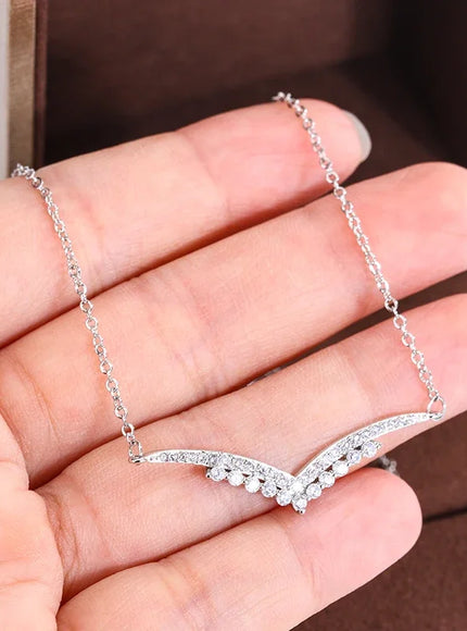 KissIcon New Style V Pendant Necklace - Sparkling Zircon