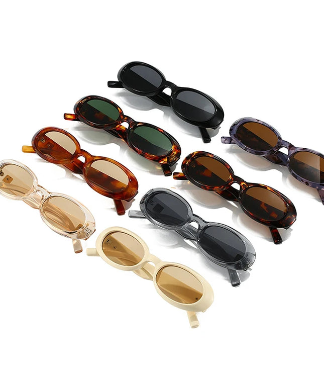 Classic Oval Sunglasses – Minimalist Retro Style
