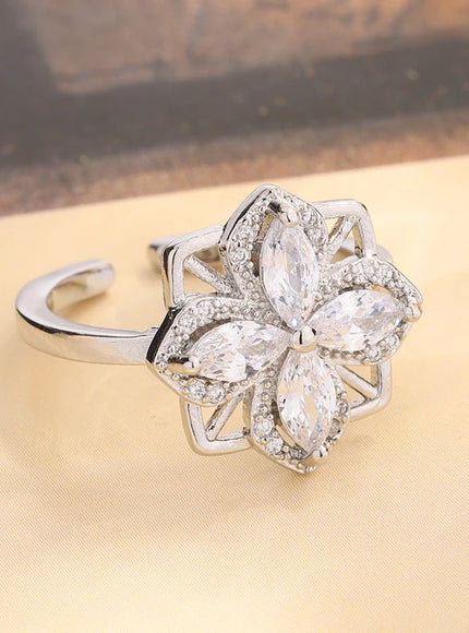 KissIcon Exquisite Silver Ring For Women - Flower Zircon
