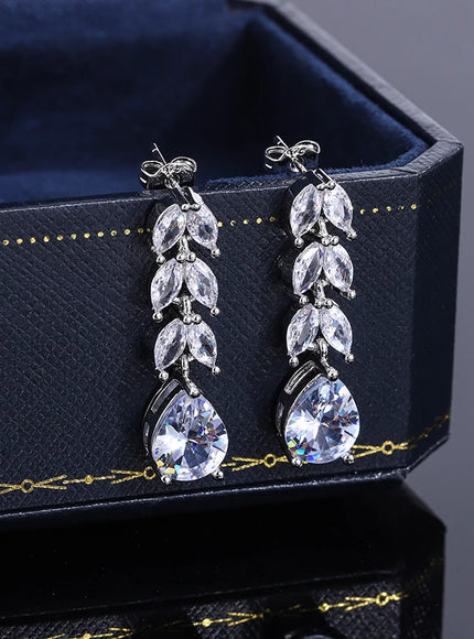 KissIcon Stylish S925 Silver Earrings - Zircon Rings