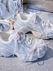 WHITE / 38