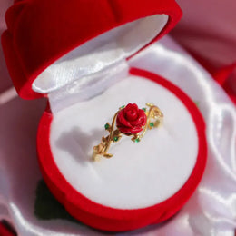 KissICON Kissicon Rose Ring – Gold Plated Red