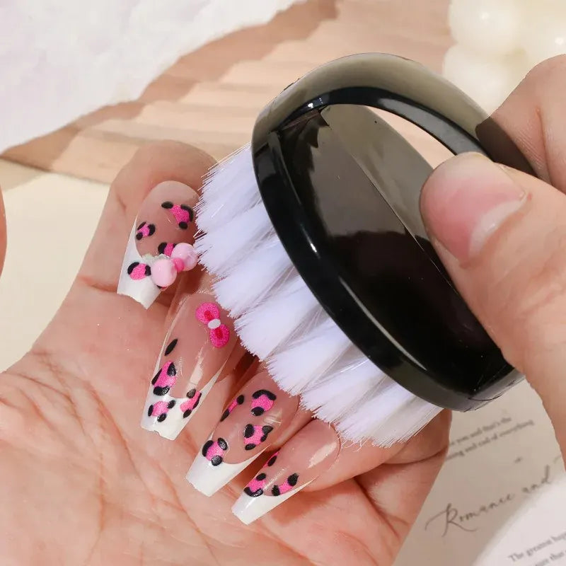 KissICON KissIcon Nail Brush For Deep Clean - Professional