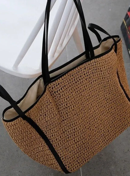 Light Straw Tote – Solid Color Woven