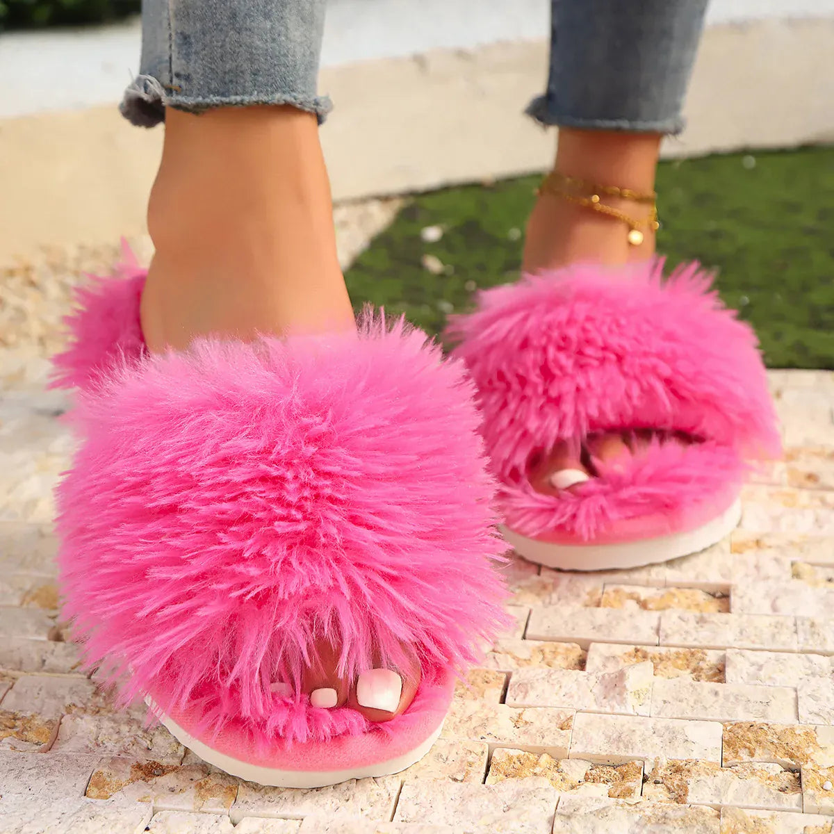 KissICON Faux Fur Fluffy Slippers For Women Winter Warm