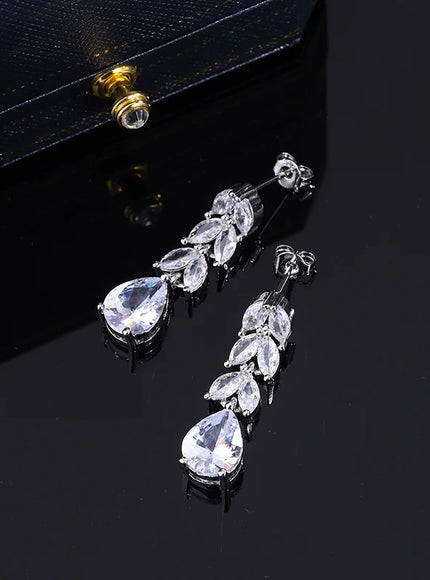 Stylish S925 Silver Earrings Women Luxury Shiny Zircon Rings