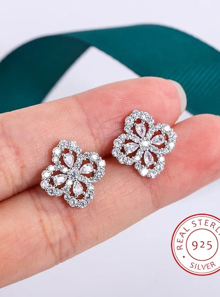 KissIcon Classic Luxury Clover Stud Earrings - Oval Zircon
