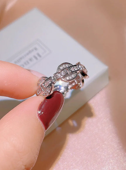 New Exquisite Ring for Women925 Silver Plated Hollow Ring Shiny Zircon Jewelry Fashion Wedding Bridal Jewelry Christmas Gift