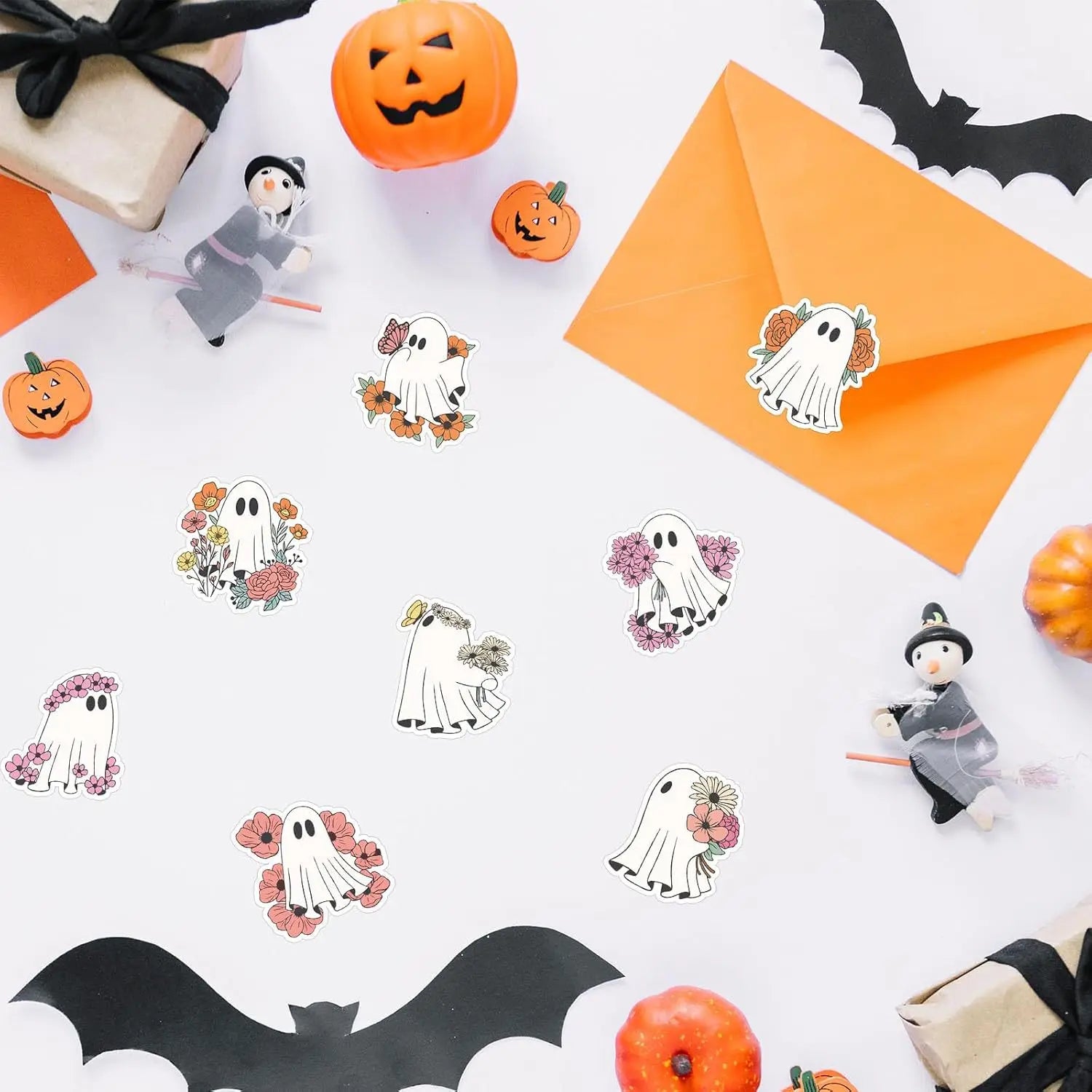 500Pcs Halloween Stickers 8 Designs Floral Ghost Decals Cute Adhesive Sealing Labels for Grocery Baking Bag Party Favor Supplies