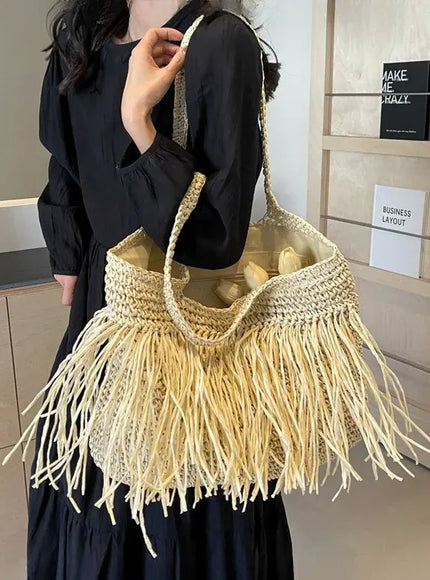 Tassel Hand-woven Holiday Shoulder Bag