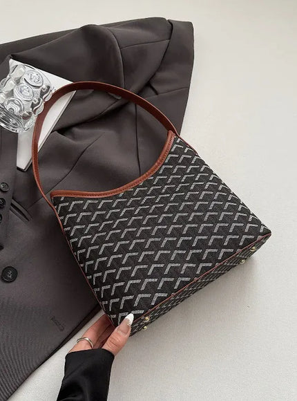 Tote – Puffed Goose Teeth