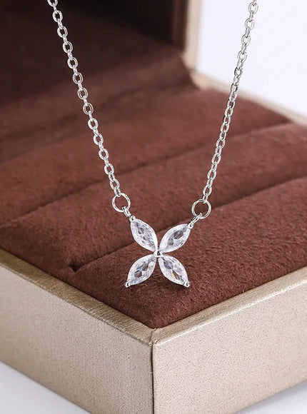 KissIcon S925 Clover Clavicle Necklace - AAA Zircon Sparkle