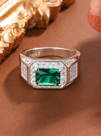 KissIcon Unisex Classic Green CZ Ring - Perfect Gift