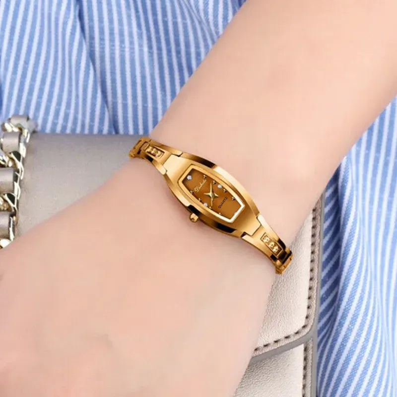 KissICON Golden Retro Watch for Women Vintage Small Ladies Wristwatches Steel Bracelet Watch Black Quartz Wristwatches Reloj Mujer