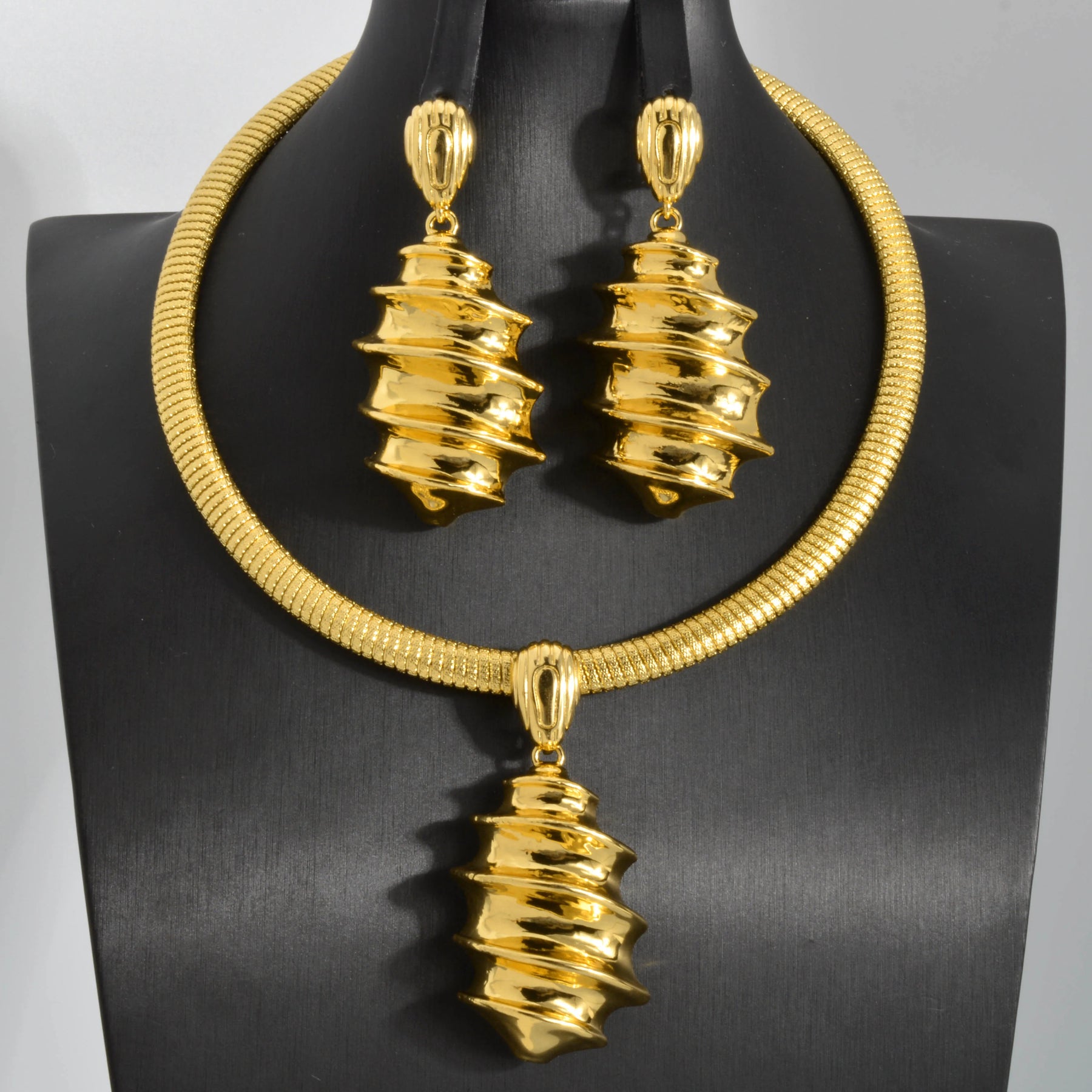 Gold Color Collar Necklace Earrings Jewelry Set For Women Dubai Africa Luxury Quality Jewellery Party Wedding Accessories