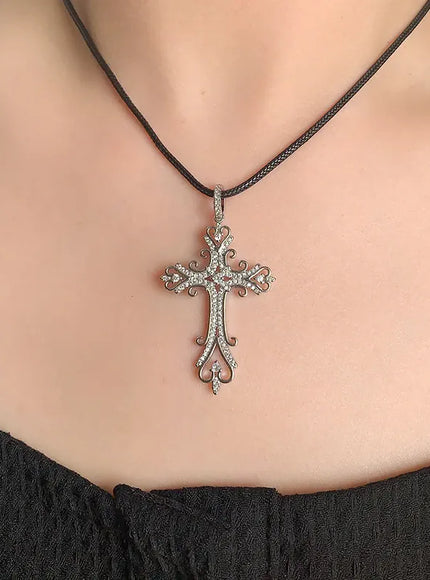 KissIcon 925 Silver Plated Cross Necklace Dainty Zircon