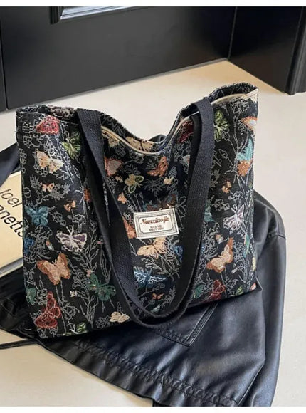 Canvas Tote – Fashionable Work Commuter