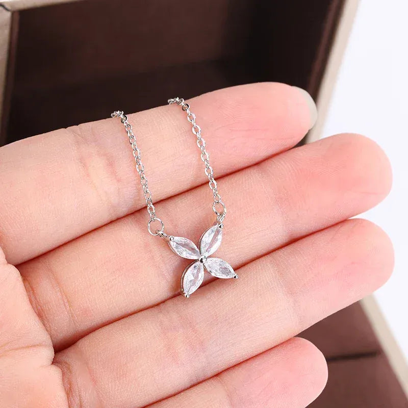 KissICON KissIcon S925 Clover Clavicle Necklace - AAA Zircon Sparkle