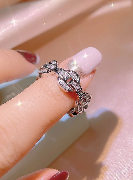 New Exquisite Ring for Women925 Silver Plated Hollow Ring Shiny Zircon Jewelry Fashion Wedding Bridal Jewelry Christmas Gift