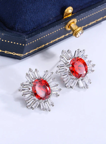 Beautiful 925 Silver Plated Stud Earrings for Women Fashion Red Zircon Jewelry Sparkling Party Earrings High Class Accessories