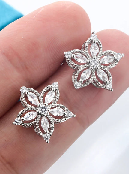 KissIcon Exquisite 925 Silver Flower Earrings - Zircon Glow