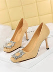 7792-1K82 Apricot / 35 / CHINA