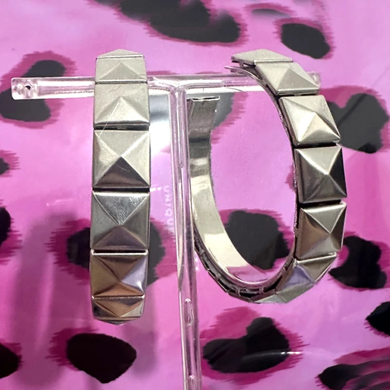 Punk Jewelry Silver 3D Geometric Earrings for Women Fashion Y2K Earrings Gothic Accessories Grunge Korean Charm Earrings