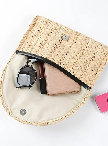 Fashionable Woven Clutch – Women's Coin Purse
