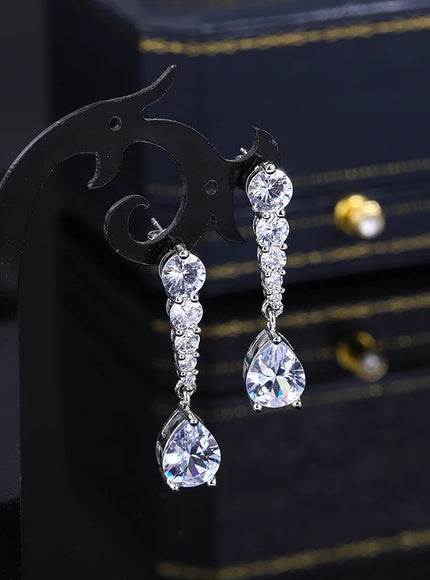 Exquisite Fashion Lady AAA Zircon Hanging Drop Shape Earrings White Leaf Wedding Jewelry Factory Wholesale 925 Silver Plated