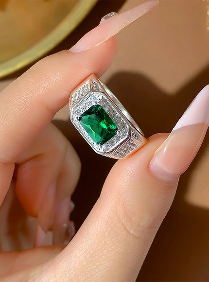 KissIcon Unisex Classic Green CZ Ring - Perfect Gift