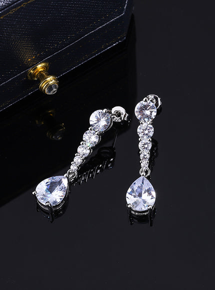 Exquisite Fashion Lady AAA Zircon Hanging Drop Shape Earrings White Leaf Wedding Jewelry Factory Wholesale 925 Silver Plated