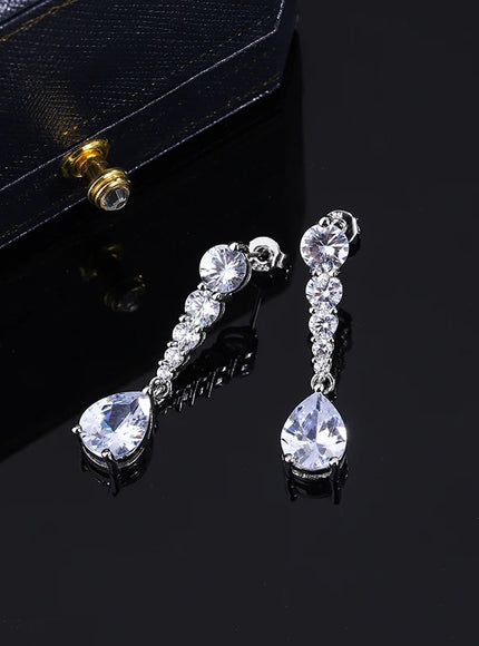 Exquisite Fashion Lady AAA Zircon Hanging Drop Shape Earrings White Leaf Wedding Jewelry Factory Wholesale 925 Silver Plated