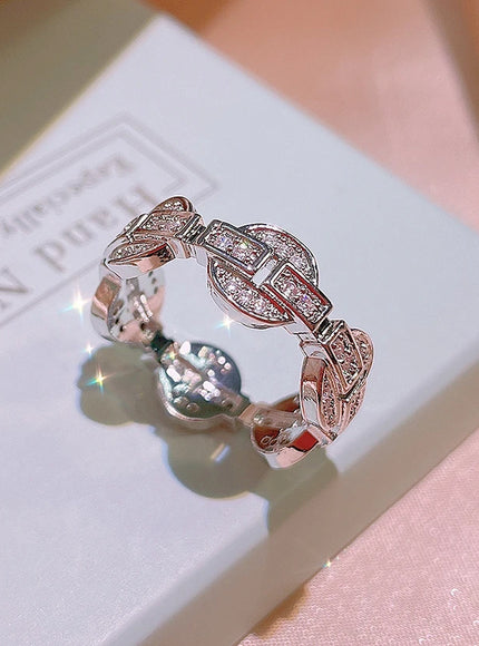 New Exquisite Ring for Women925 Silver Plated Hollow Ring Shiny Zircon Jewelry Fashion Wedding Bridal Jewelry Christmas Gift