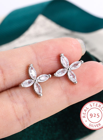 KissIcon Four Leaf Clover Stud Earrings Silver CZ - Luck