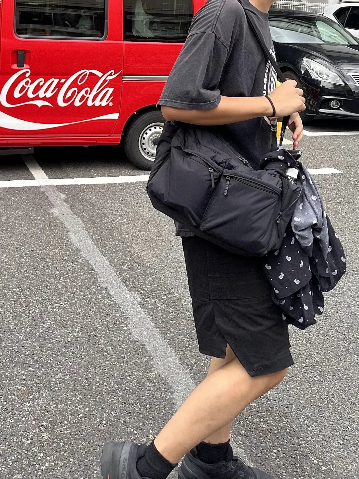 2026 NEW Top Quality Thickened Casual Messenger Bag, Single Shoulder Large Capacity Laptop Multi Pocket Sports Bag for Men Women