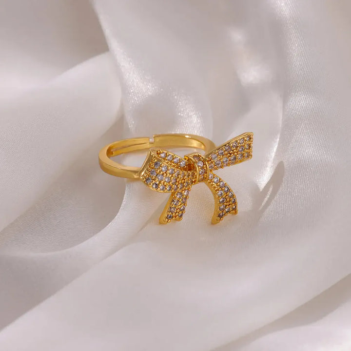 Kissicon Bling Bow Knot Ring – Stainless Zirconia