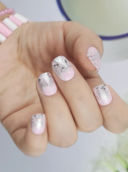 Kiss Icon Kids Press On Nails Preglue Glitter