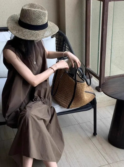 Light Straw Tote – Solid Color Woven