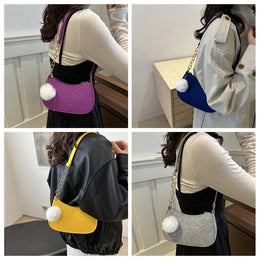 Mini Women Shoulder Bags Fashion Felt Women's Bag Design Advanced Underarm Handbags Mini Saddle Bag