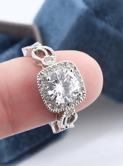 KissIcon Ball Flower Rattan Ring - Sterling Silver Zircon