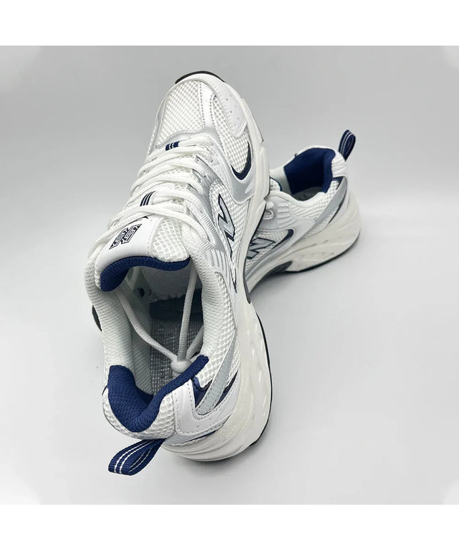 Couple Runnining Shoes for Men Women Flat Mesh Breathable Comfortable Lace-up Tenis Shoes 2025 New Original Trendy Sneakers