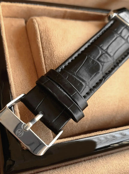 KissIcon Men Leather Watch Calendar Waterproof Gift Box