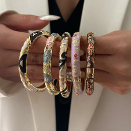Elegant Enamel Dropped Glaze Flower Texture Bracelet For Women Retro Gold Plated Evil Eye Floral Zircon Bangle Party Jewelry