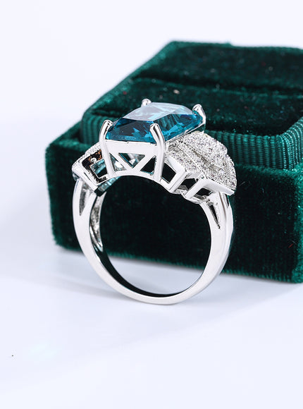 Kiss Icon Stylish S925 Silver Ring For Women Blue Zircon