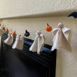 KissICON A Halloween Ghost Garland Spooky Hanging Decor for Farmhouse Party Halloween Decoration Scary Hanging Ornaments