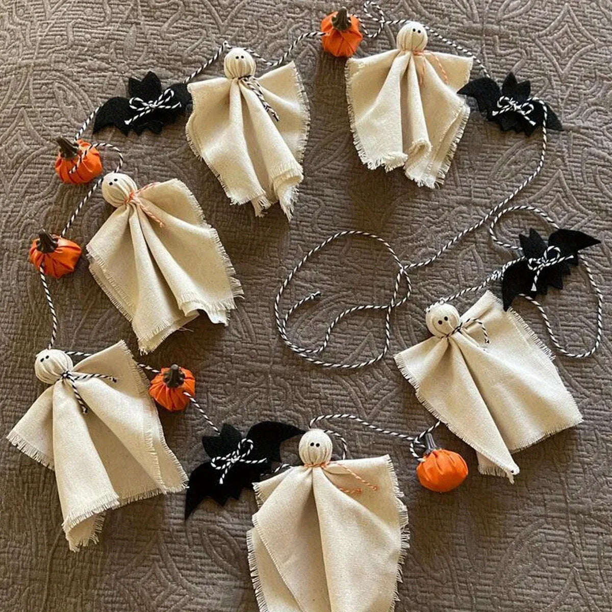 KissICON A Halloween Ghost Garland Spooky Hanging Decor for Farmhouse Party Halloween Decoration Scary Hanging Ornaments