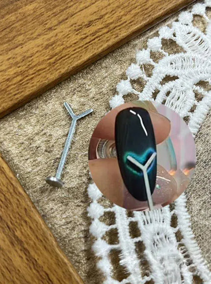 KissICON A KissIcon Cat's Eye Nail Magnet Tool - Paper