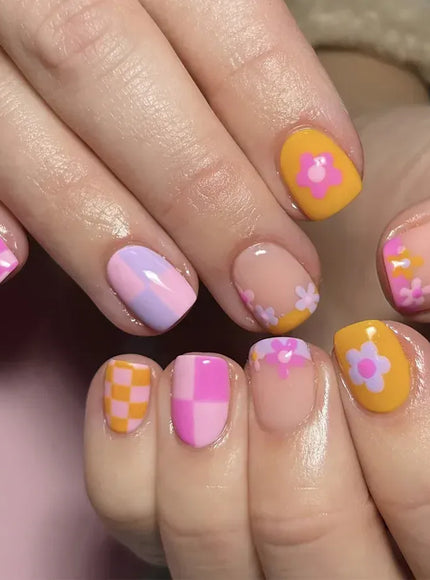 KissICON A624 KissIcon Short Almond Press-On Nails Floral Tip -